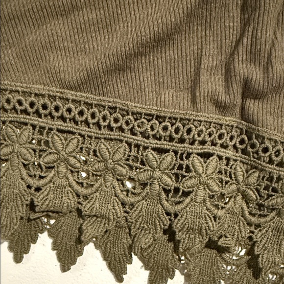 Pinque Olive Green Ribbed Tank Top - Picture 3 of 3